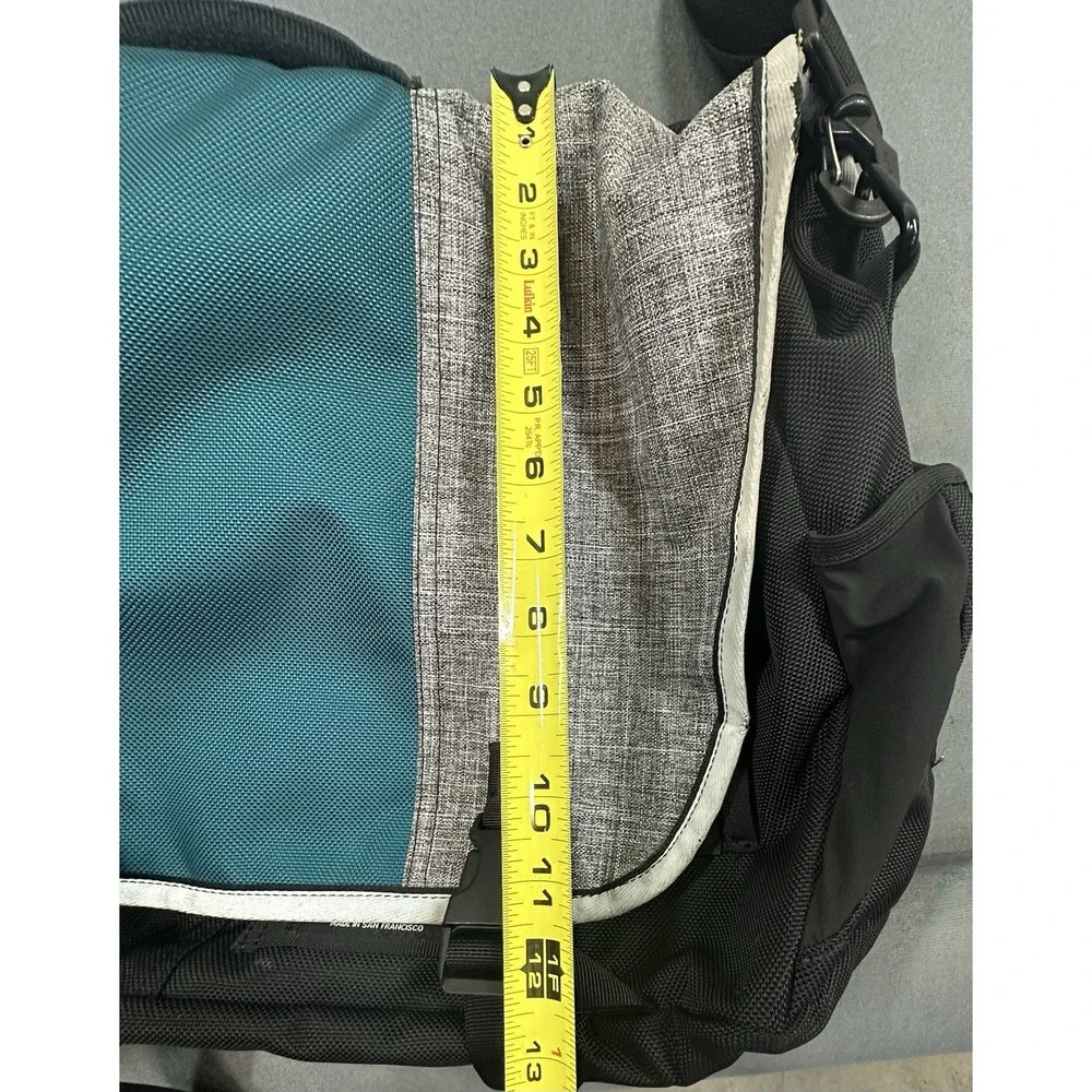 Timbuck2 Classic Messenger Bag Waterproof Adjustable Crossbody Interior Pockets